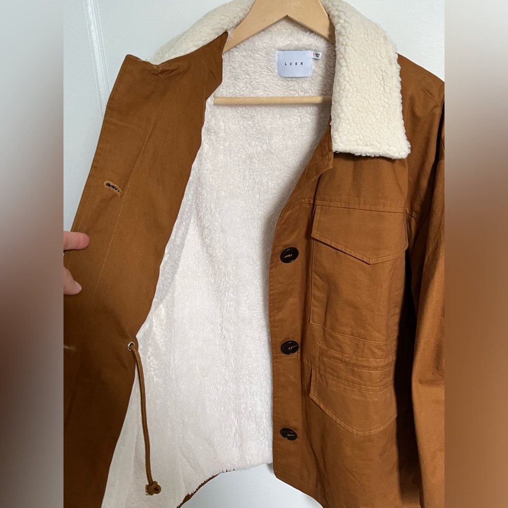 Lush NWT Women’s Sherpa Lined Jacket Size M